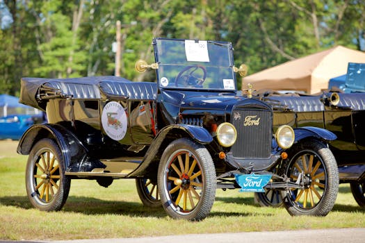 early Ford dealership